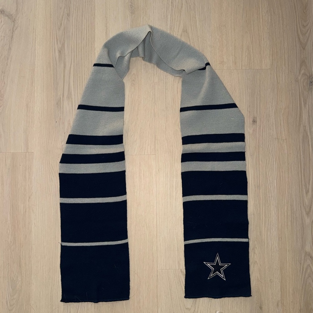 NWOT Dallas Cowboys Scarf